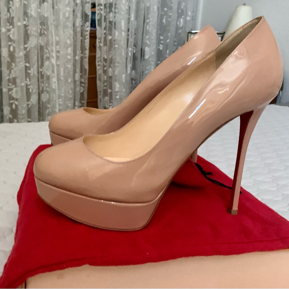 Elegant Nude Platform Heels